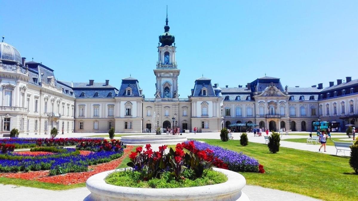 Luxury Apartments Keszthely Buitenkant foto