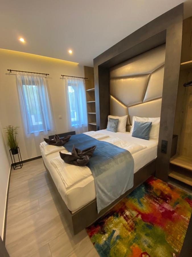 Luxury Apartments Keszthely Buitenkant foto